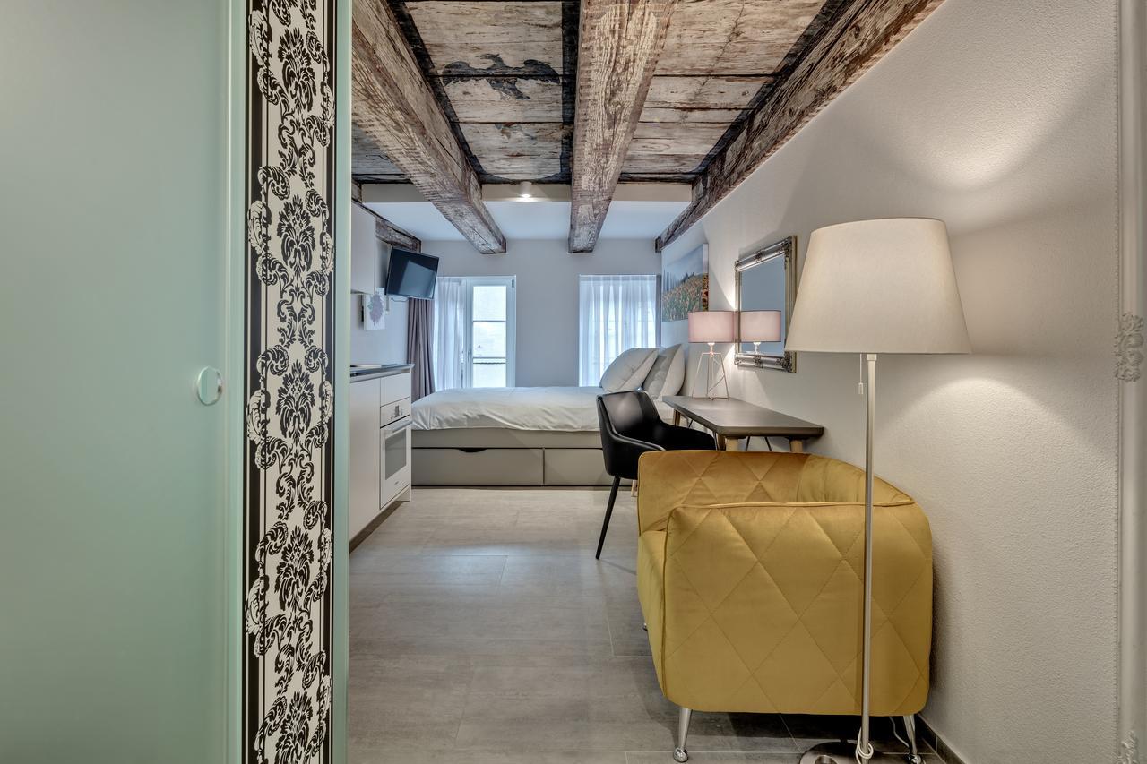 Smartroom The Residence La Cittadella بادن المظهر الخارجي الصورة
