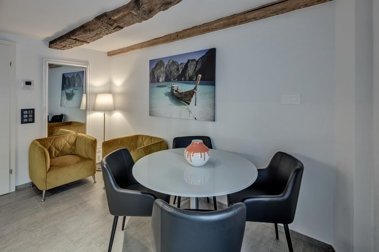 Smartroom The Residence La Cittadella بادن المظهر الخارجي الصورة